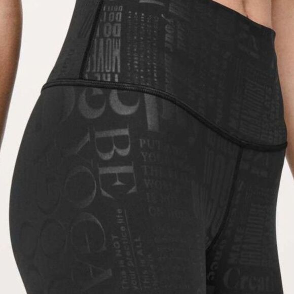 Lululemon Wunder Under High-Rise Crop 23" *Full-On Luxtreme Manifesto Womens 8 - Picture 12 of 12